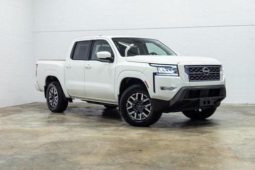2024 Nissan Frontier SL