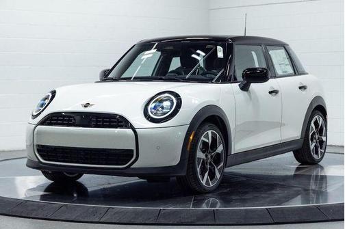 2026 MINI Hardtop Oxford Edition