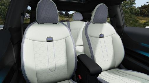 Blazing Blue Metallic 2026 MINI Hardtop Oxford Edition