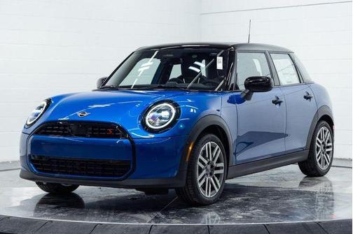 2026 MINI Hardtop Signature Plus