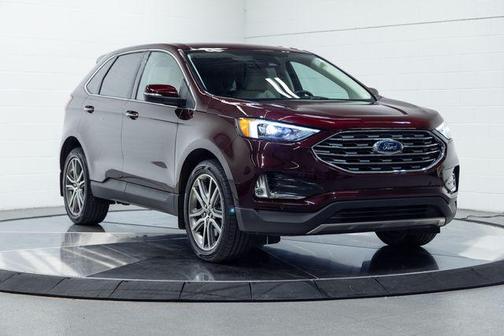 Burgundy Velvet Metallic Tinted Clearcoat 2024 Ford Edge Titanium