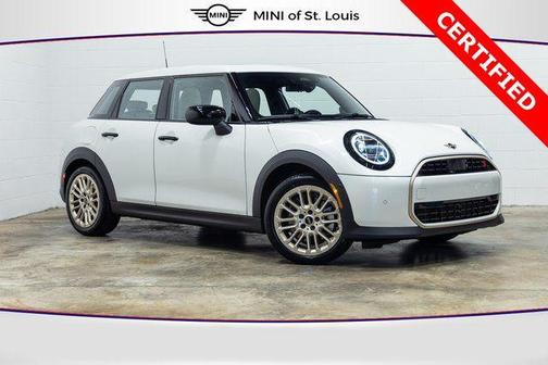 Nanuq White Metallic 2025 MINI Hardtop Signature Plus