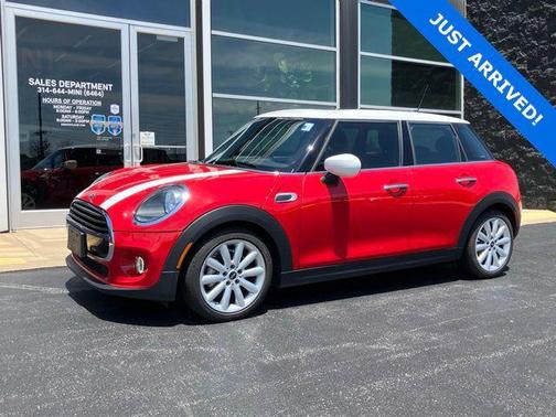 Chili Red 2020 MINI Hardtop Oxford Edition