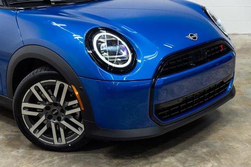 2025 MINI Hardtop Signature Plus