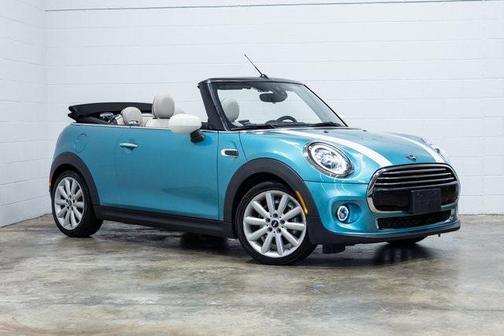 2021 MINI Convertible Iconic
