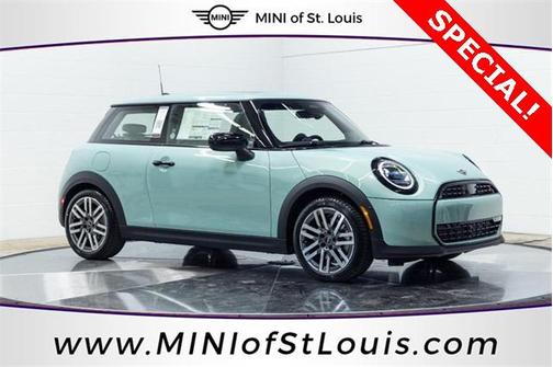 2026 MINI Hardtop Signature Plus