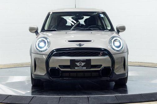 2024 MINI Hardtop Signature