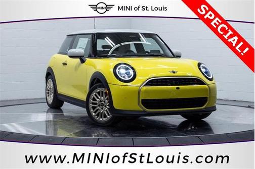 2026 MINI Hardtop Iconic