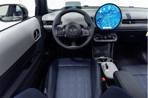 2025 MINI Convertible Signature Plus