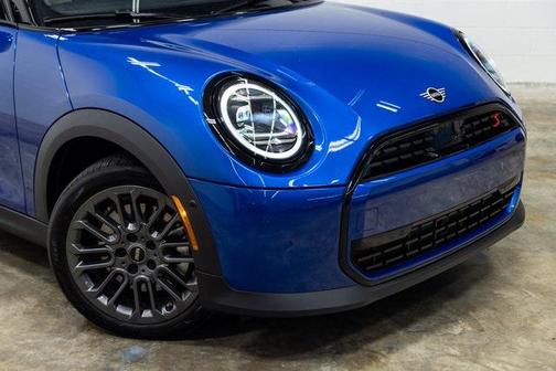 2025 MINI Hardtop Signature Plus