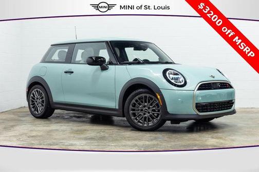 2025 MINI Hardtop Signature Plus