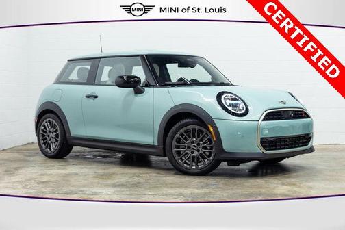 2025 MINI Hardtop Signature Plus