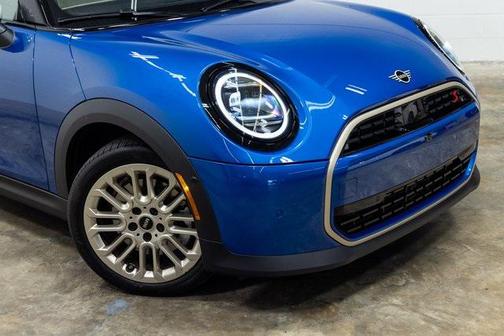 2025 MINI Hardtop Iconic