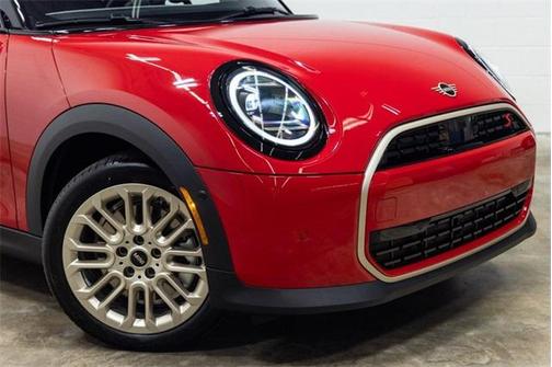 2026 MINI Hardtop Signature Plus