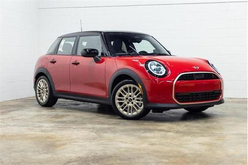 2026 MINI Hardtop Signature Plus