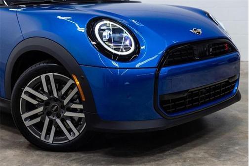 2025 MINI Hardtop Signature Plus