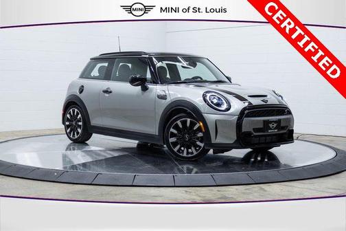 2024 MINI Hardtop Signature