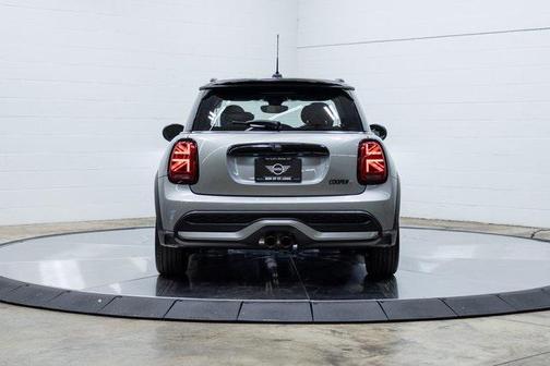 2024 MINI Hardtop Signature