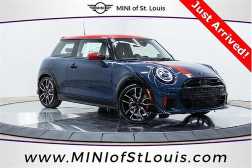 2026 MINI Hardtop Iconic