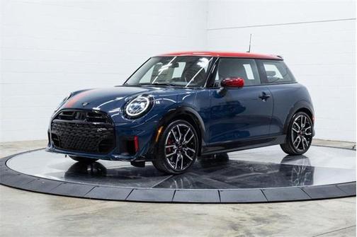 2026 MINI Hardtop Iconic