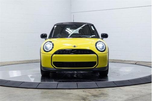 2026 MINI Hardtop Oxford Edition