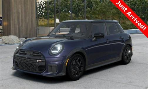 2026 MINI Hardtop Iconic