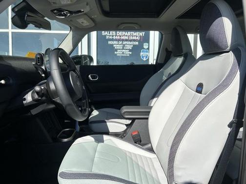 2025 MINI Hardtop Signature Plus