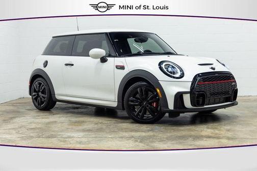 2024 MINI Hardtop Signature