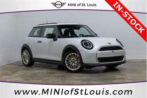 2025 MINI Hardtop Iconic