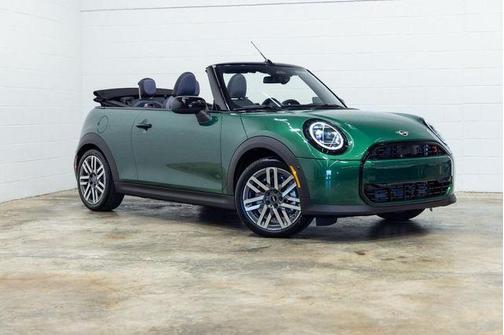 2026 MINI Convertible Signature Plus