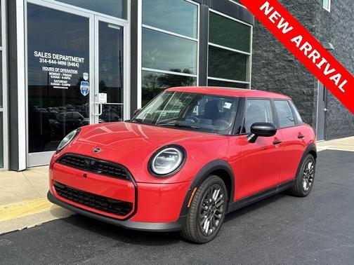 2025 MINI Hardtop Iconic