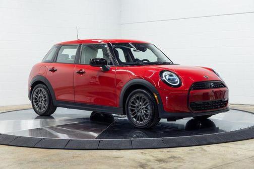2025 MINI Hardtop Iconic