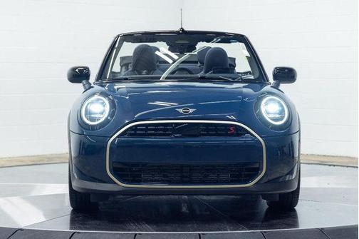 2026 MINI Convertible Signature