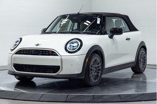 Nanuq White Metallic 2026 MINI Convertible Signature