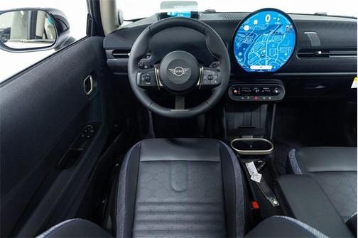 2025 MINI Hardtop Iconic