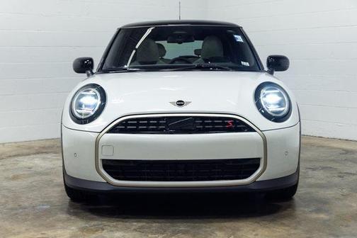 2025 MINI Hardtop Signature Plus