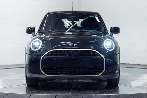 Midnight Black II Metallic 2026 MINI Hardtop Iconic