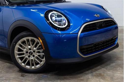 2025 MINI Hardtop Signature Plus