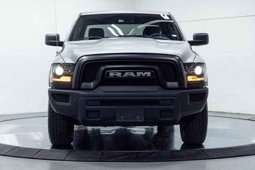 Billet Silver Metallic Clearcoat 2024 RAM 1500 Classic Warlock