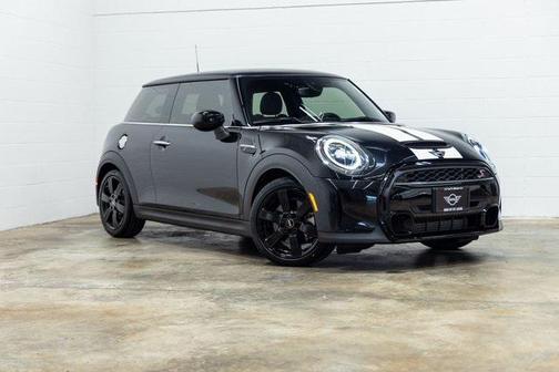 2023 MINI Hardtop Signature