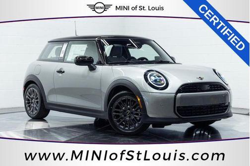 Melting Silver III Metallic 2026 MINI Hardtop Signature Plus