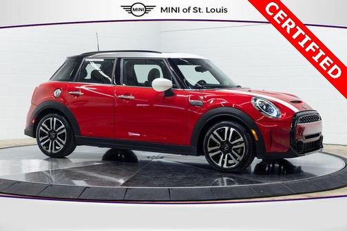 2023 MINI Hardtop Iconic