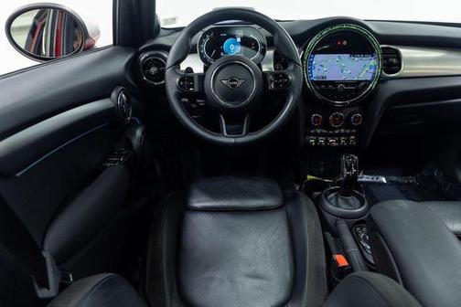 2023 MINI Hardtop Iconic