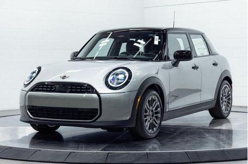 2026 MINI Hardtop Signature Plus