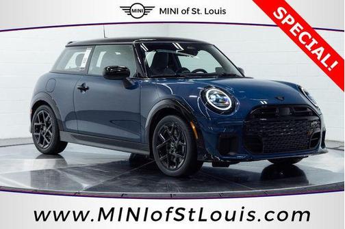 2026 MINI Hardtop Iconic