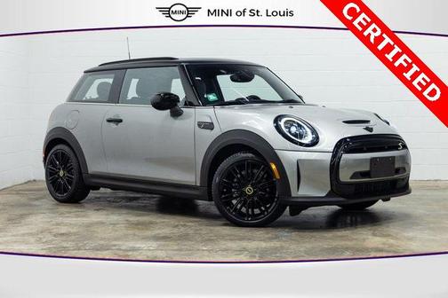 2024 MINI SE Hardtop Signature