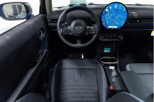 2026 MINI Hardtop Signature Plus