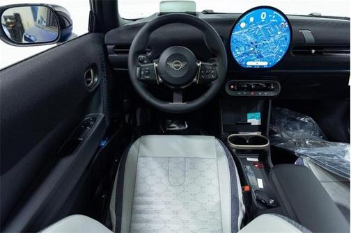 2026 MINI Hardtop Signature Plus