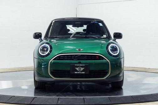 2025 MINI Hardtop Iconic