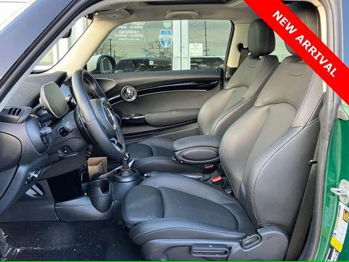 2024 MINI Hardtop Signature